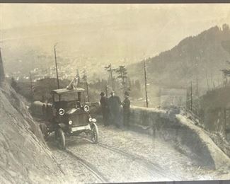 Hill Side Framed Photo Print Frame: 16.5 x 22in