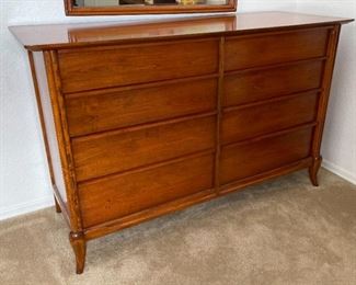 Morganton Furniture MCM 8 Drawer Dresser 34 x 54 x 20in HxWxD