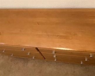 Ethan Allen Elements Natural Maple 6 Drawer Dresser 31.5 x 59 x 18.5in HxWxD