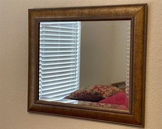 Wall Mirror 21.25 x 25.25in