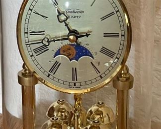 Sunbeam Quartz Anniversary Clock 9.5 inches high