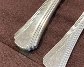 64pc Reed & Barton Stainless Flatware set 12 place setting