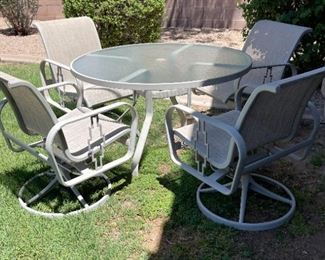 5pc Tropitone Outdoor Patio Table & Chairs Set Aluminum Sling Table: 27in H x 48in diameter
