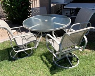 5pc Tropitone Outdoor Patio Table & Chairs Set Aluminum Sling Table: 27in H x 48in diameter
