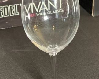 Riedel Vivant 4 Red Wine Glasses wine in box Glass: 9in H x 2.5in dia at opening