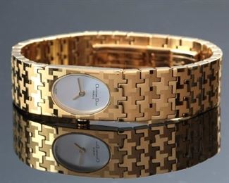 Ladies Christian Dior d70-150 Wrist Watch 0.69in W Bracelet: 6.0in