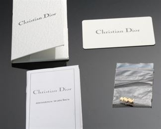 Ladies Christian Dior d70-150 Wrist Watch 0.69in W Bracelet: 6.0in