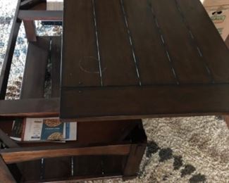Laz-y Boy lift coffee table