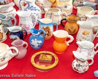 TABLES FULL - Ceramics - Glassware - Crystal