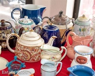 TABLES FULL - Ceramics - Glassware - Crystal