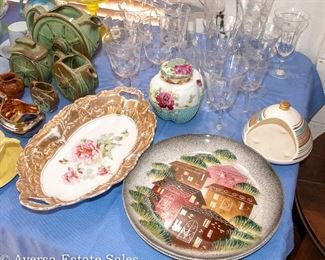 TABLES FULL - Ceramics - Glassware - Crystal