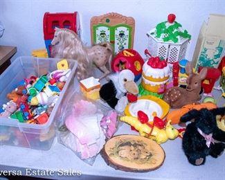 Toys - Dolls - Stuffed Animals