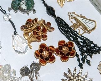 Vintage Jewelry