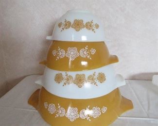 Pyrex Cinderella bowls