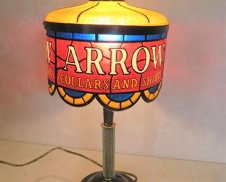 Arrow bar lamp