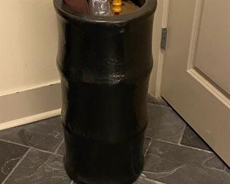189 Black Ceramic Umbrella Holder