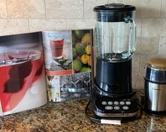 206 Kitchen Aid Blender And Capresso Spice Grinder