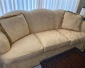 THOMASVILLE SOFA. $250.