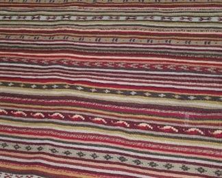 Area rug (main floor)