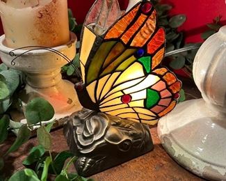 Fantastic butterfly stained glass lamp! 