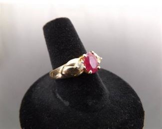 14k Yellow Gold Oval Cut Ruby Ring Size 8
