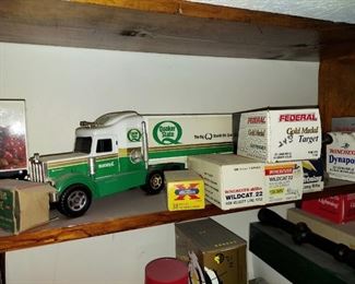Quaker State Metal Truck