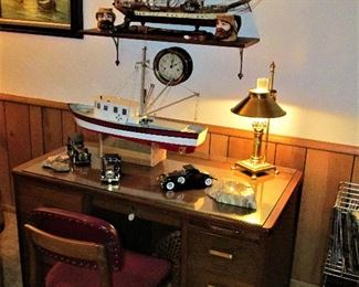 Handsome Leopold desk