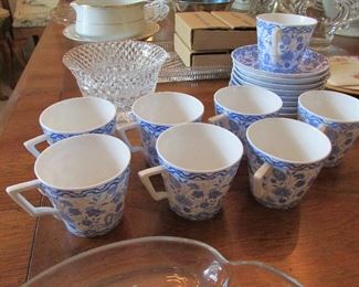 Antique Wilmot Crown Derby tea cups & saucers