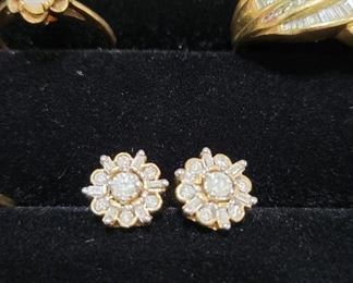 Diamond Earrings in 14k Gold