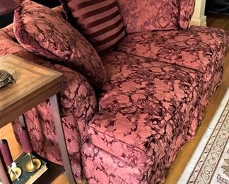 Loveseat; 2-tier side table