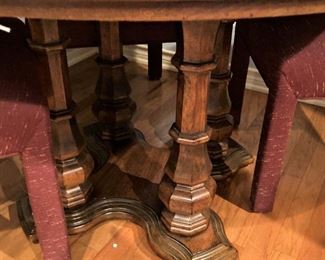 Strong table base