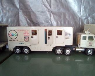 Wide World Of Sports 1980 Travel Truck Metal