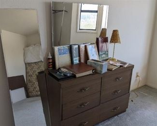 Dresser W Mirror