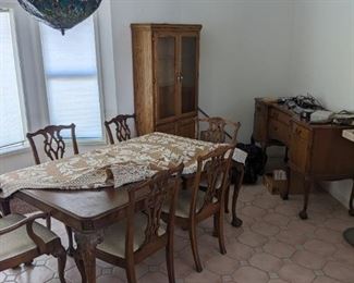 Dining Table 6 chairs