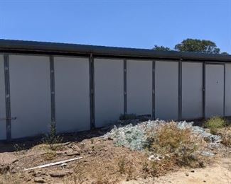 MD Barnmaster Feed Room Tack Room 4 Stall Stable