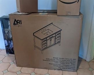 Ari Sink Vanity new in box