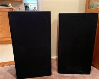 PAir of Fraiser speakers