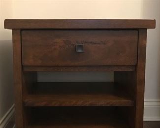 Pottery Barn
Night Stand
(1 of pair)
SOLD