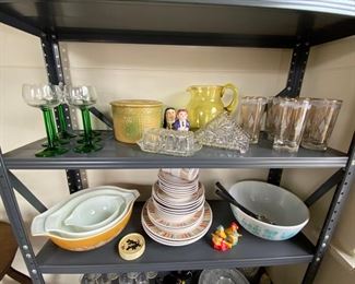 Vintage "Gold Butterfly" Pyrex mixing bowls, Noritake "Mardi Gras" dish set & vintage Pyrex "Amish Butterprint" mixing bowl.