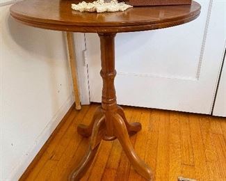 Lamp Table