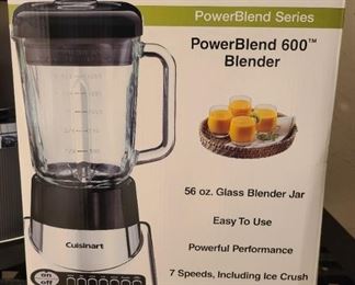 NIB Cuisinart PowerBlend 600 blender