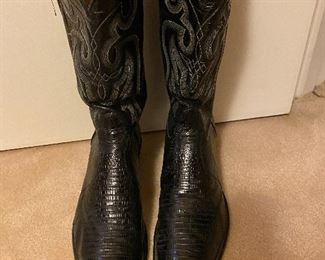 Tony Loma
size 8 1/2 D