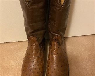 Nocona 
size 8 1/2 D