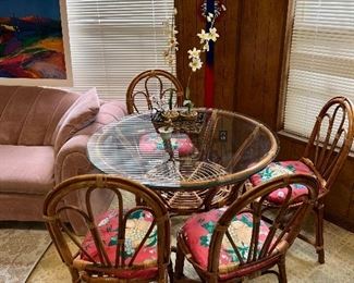 Bamboo glass table w/4 chairs = GORGEOUS & GREAT CONDITION!!