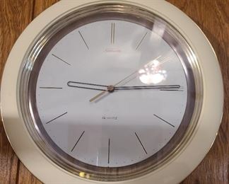 Sunbeam Quartz wall clock 