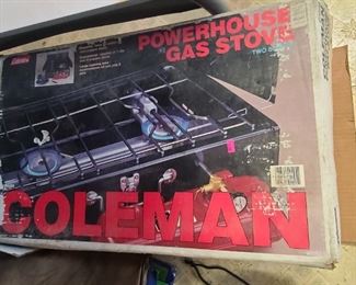 Coleman powerhouse gas stove