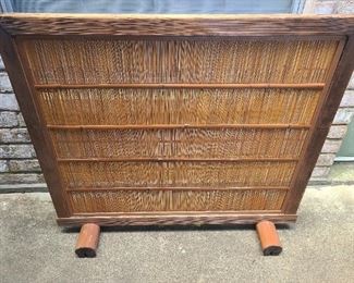 Bamboo fireplace screen