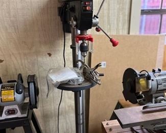 Black Bull 16 speed Metal Drill