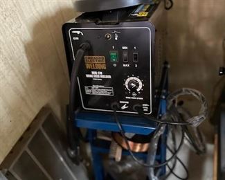 Chicago Electric Mig 170 Welder