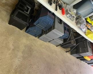 A closer look at the tool boxes